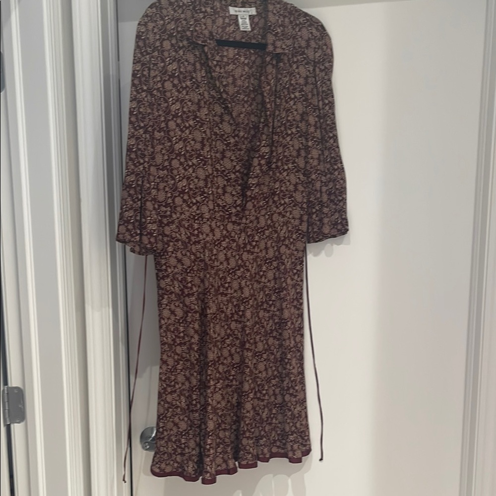 Floral Burgundy  Dress size 16